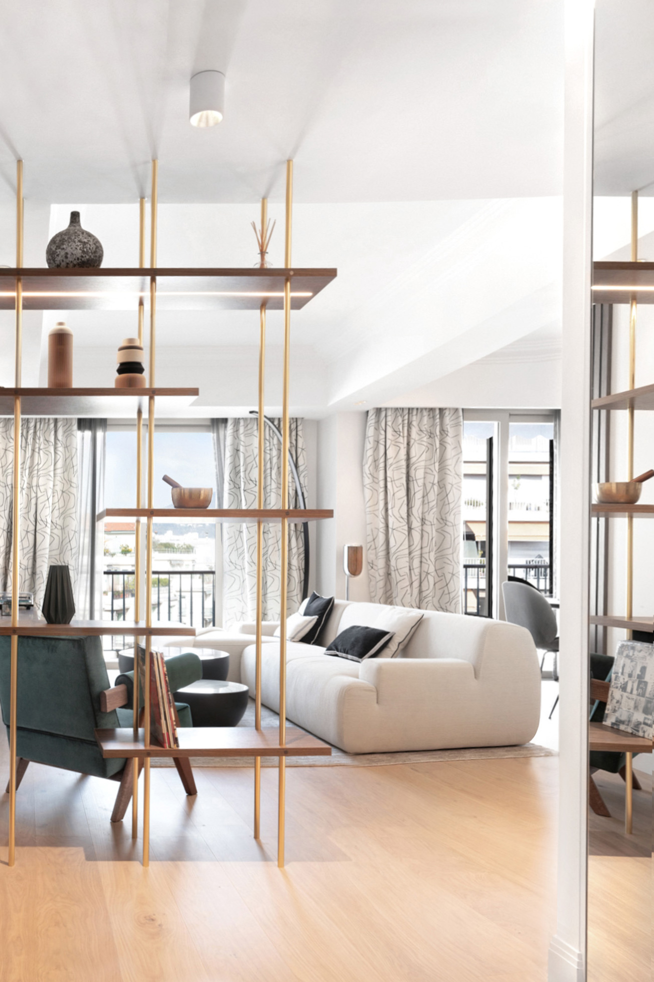 Hugo — rénovation appartement Nice par Ivory Interiors